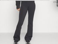 Lululemon Groove NULU HIGH - RISE Regular Flared black