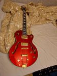 Epiphone Uptown Kat Ruby Red Metallic