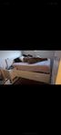 ikea säng 140cm inbyggd 4 lådor 