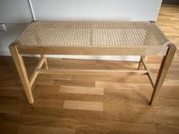 Bänk i rotting - knappt använd! 