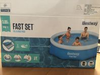 Pool Bestway inkl uppblåsningspump