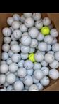 Billiga golfbollar av blandade märken