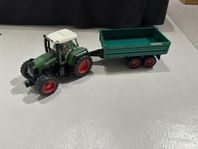 BRUDER Favorit 926 Traktor + Släp