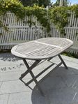 Fint utebord teak