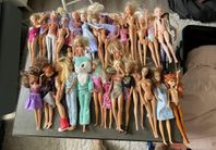 Barbiedockor med olika tillbehör