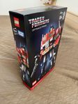 Oöppnad | LEGO Transformers | ICONS | Optimus Prime 10302