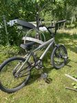 BMX cykel