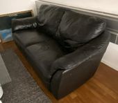 Skinnsoffa och 1 st reclinerfåtölj