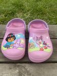 Crocs med Dora stl 32-33
