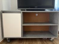 TV-bänk (SÄLJS UTAN TV)