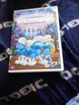 dvd film smurfarna den försvunna byn