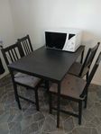 köksbord och 4 stolar IKEA