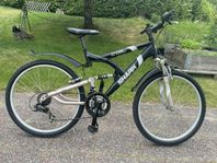 MTB Shark  heldämpad 21 vxl. 26tum.