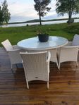 utegrupp matbord+ 4 stolar i vit rotting