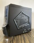 PC speldator med komplett tillbehör