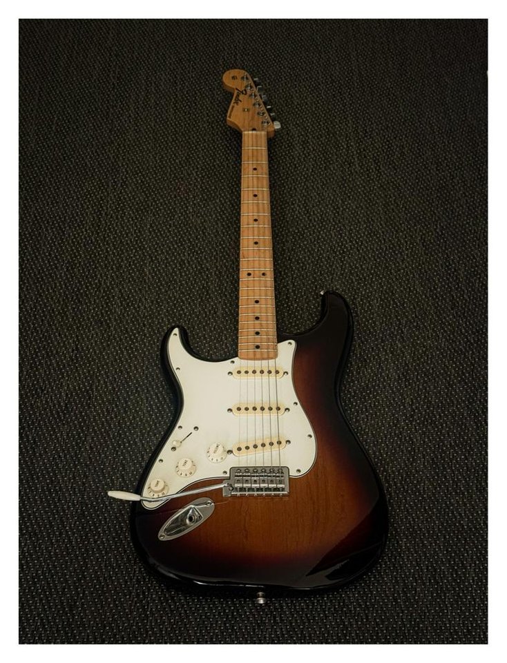 Fender MIM Strat 2014 - Vänster