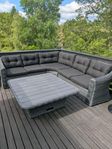 Konstrotting soffa med bord