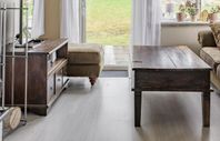 Bord, byrå och tv-bänk