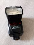 Nikon SB700 flash