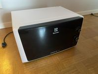 Mikrovågsugn från Electrolux med grillfunktion