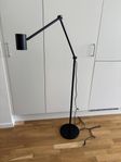 Golvlampa NYMÅNE från IKEA 