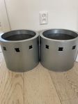 2xplåtliknande krukor
