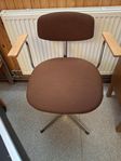 Gamla kontorsstolar 2 st
