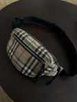 Burberry midjeväska