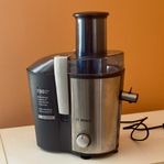 Bosch Råsaftcentrifug - CNCJ03 (700W)