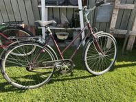 Damcykel lila i väl fungerande skick 
