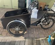 Lådcykel eldriven Christiania 