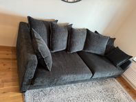 Logan XL - Fynda påkostad soffa från Mio