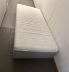 säng snarum 90x200 