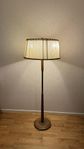GOLVLAMPA / Trä och Mässing / 1900-tal