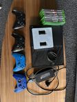 Xbox one 1 Tb, fyra kontroller och åtta spel