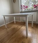 Matbord från Mio