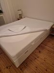 Ikea Nordli Sängstomme 160x200, madrass, skydd