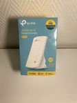TP-Link AC750 Wi-Fi Range Extender RE200