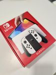 Nintendo Switch Oled - nästan oanvänd