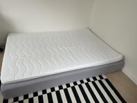 Ikea Sultan Skaland 140cm-säng & bäddmadrass