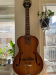 Epiphone Masterbilt Century Olympic – Honeyburst