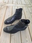 Svarta boots från Prada – äkta läder, storlek 42