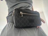 Gucci midjeväska 