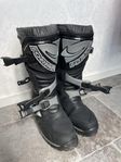 MC-stövlar höga stl 40. FORMA Adventure Dry