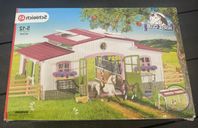 Schleich stall, hästar och tillbehör 