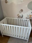 spjälsäng från IKEA ” Sundvik”