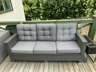 soffa i konstrotting