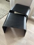 Svart nesting sidobord