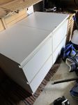2 st vita Malm Ikea