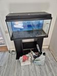 100L akvarium med tillbehör